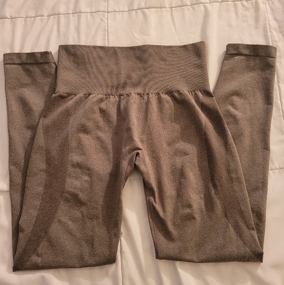 NVGTN Contour Seamless Leggings - Picture 5 of 10